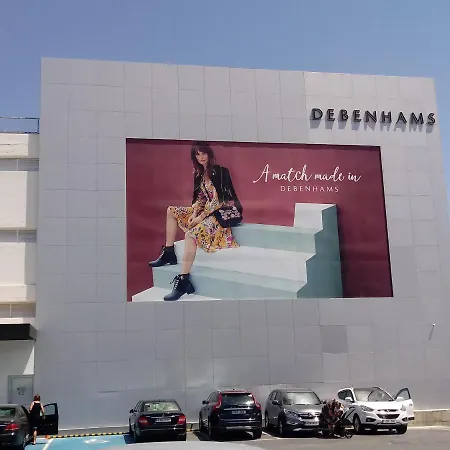Luxury | Sea And City Center! Larnaca